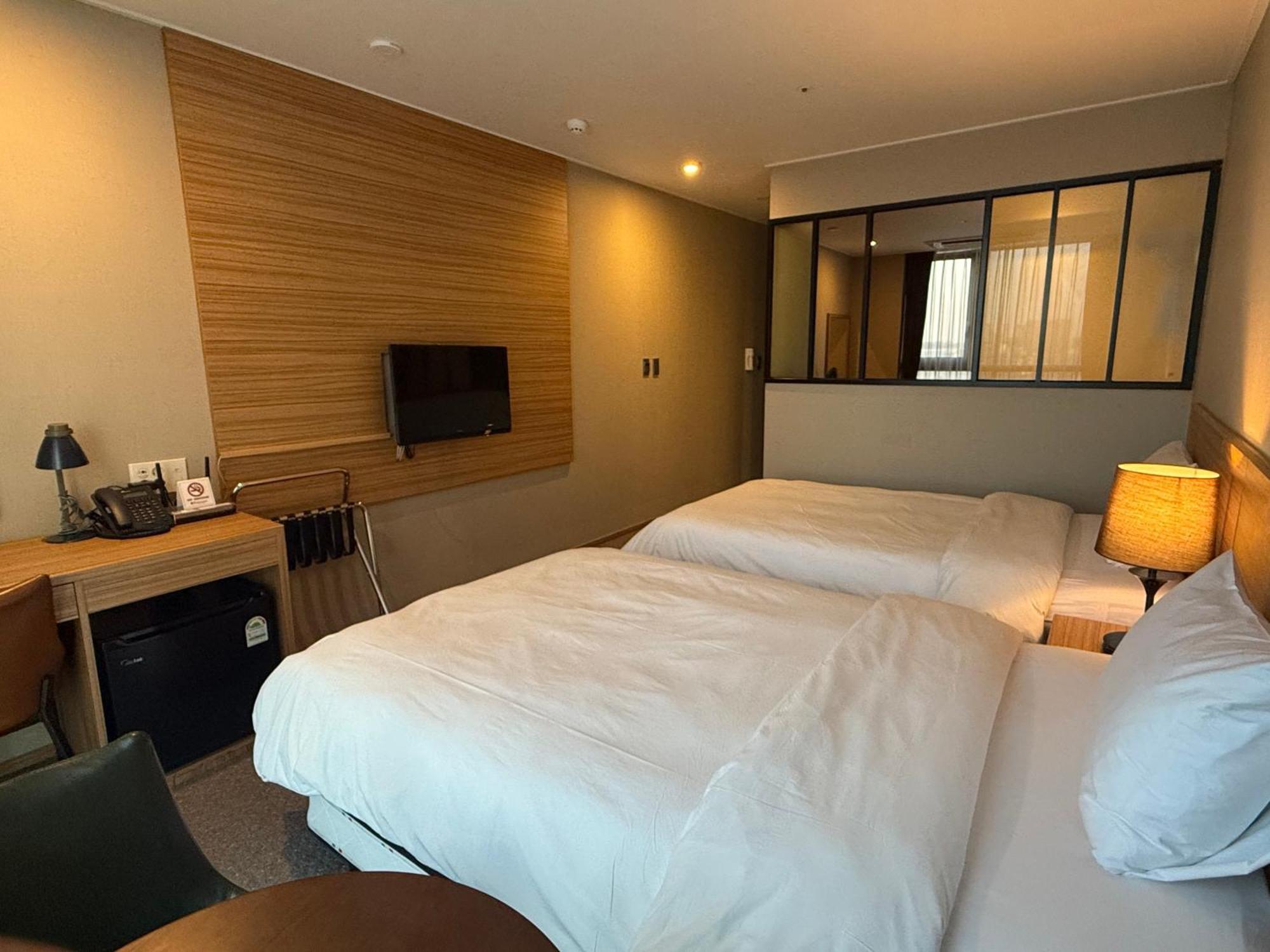 Golden Harbor Hotel Pyeongtaek Exterior foto
